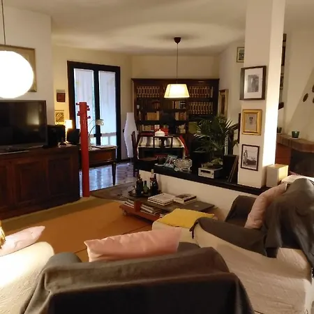 William Rum i privatbostad