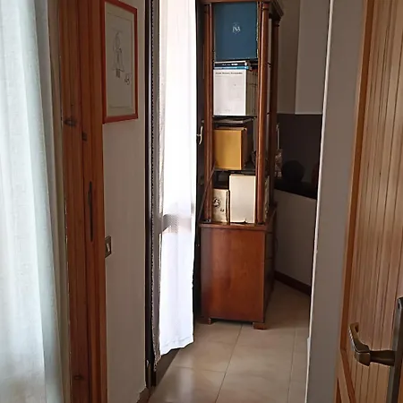 Quarto em Acomodações Particulares William Quartu SantʼElena